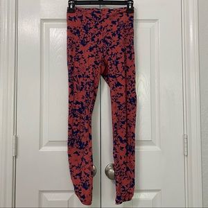 Lululemon Womens Size 4 patterned leggings